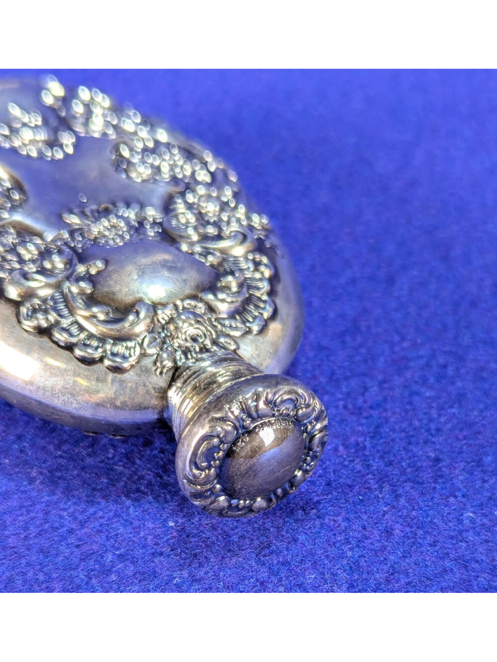 Antique Sterling Silver Repousse Perfume Scent Flask Floral Victorian Revival - Picture 4 of 11